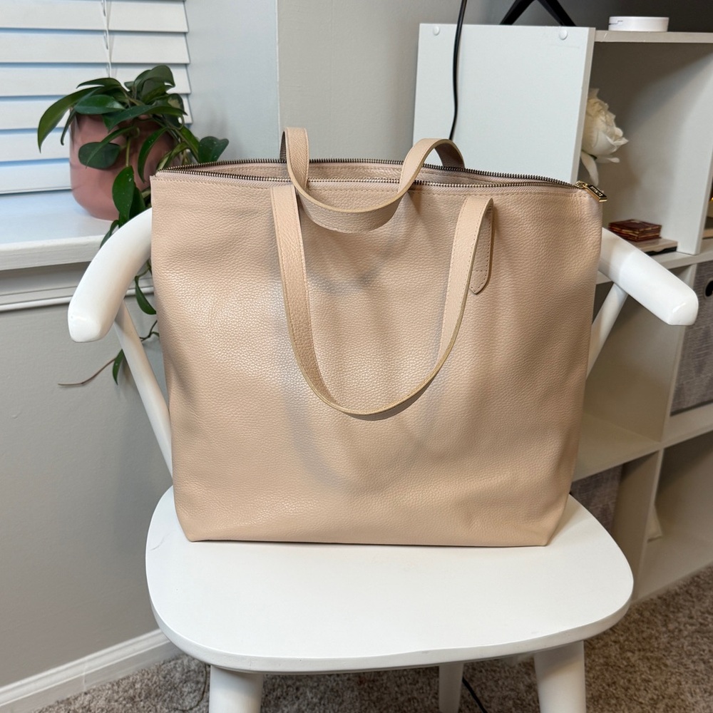 CUYANA Leather Blush Beige Tote Bag WITH INSERT